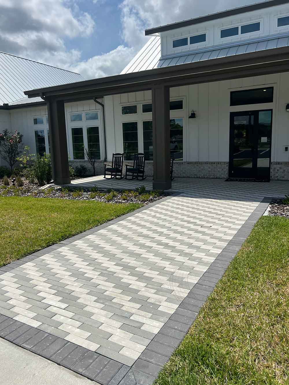 NHS-pavers-black-white