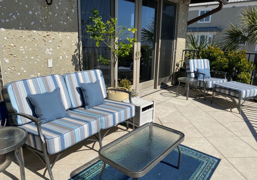 custom-outdoor-sunbrella-cushions-sofa