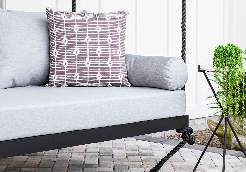 sophia-hanging-swing-bed-2