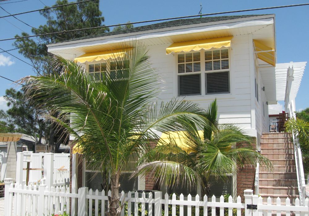 yellow-fabric-traditional-awning-2