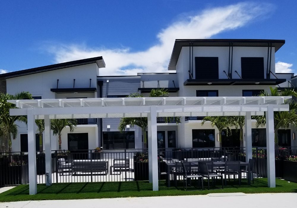 Artisan – Aria Trellis Pergola