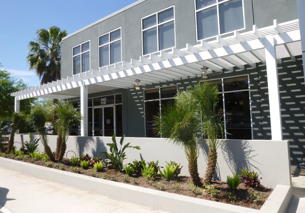 New Horizon – Aria Trellis Pergola