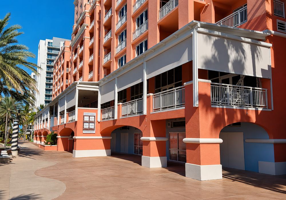 Hyatt Regency Beach Resort – Motorized Screens