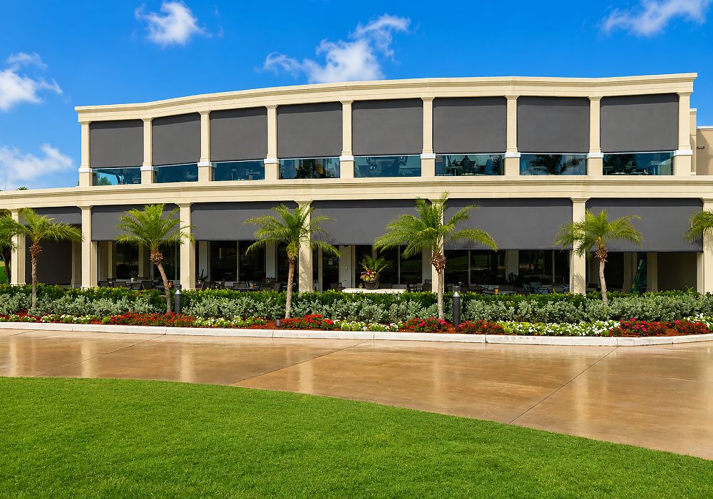Frenchman’s Creek Beach & Country Club – Motorized Screens